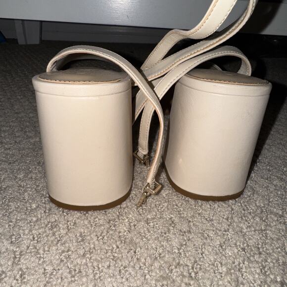 Vince Camuto Cream Leather Ankle Heeled Sandals 11 - Picture 3 of 5